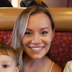 Meet your Posher, Nicole